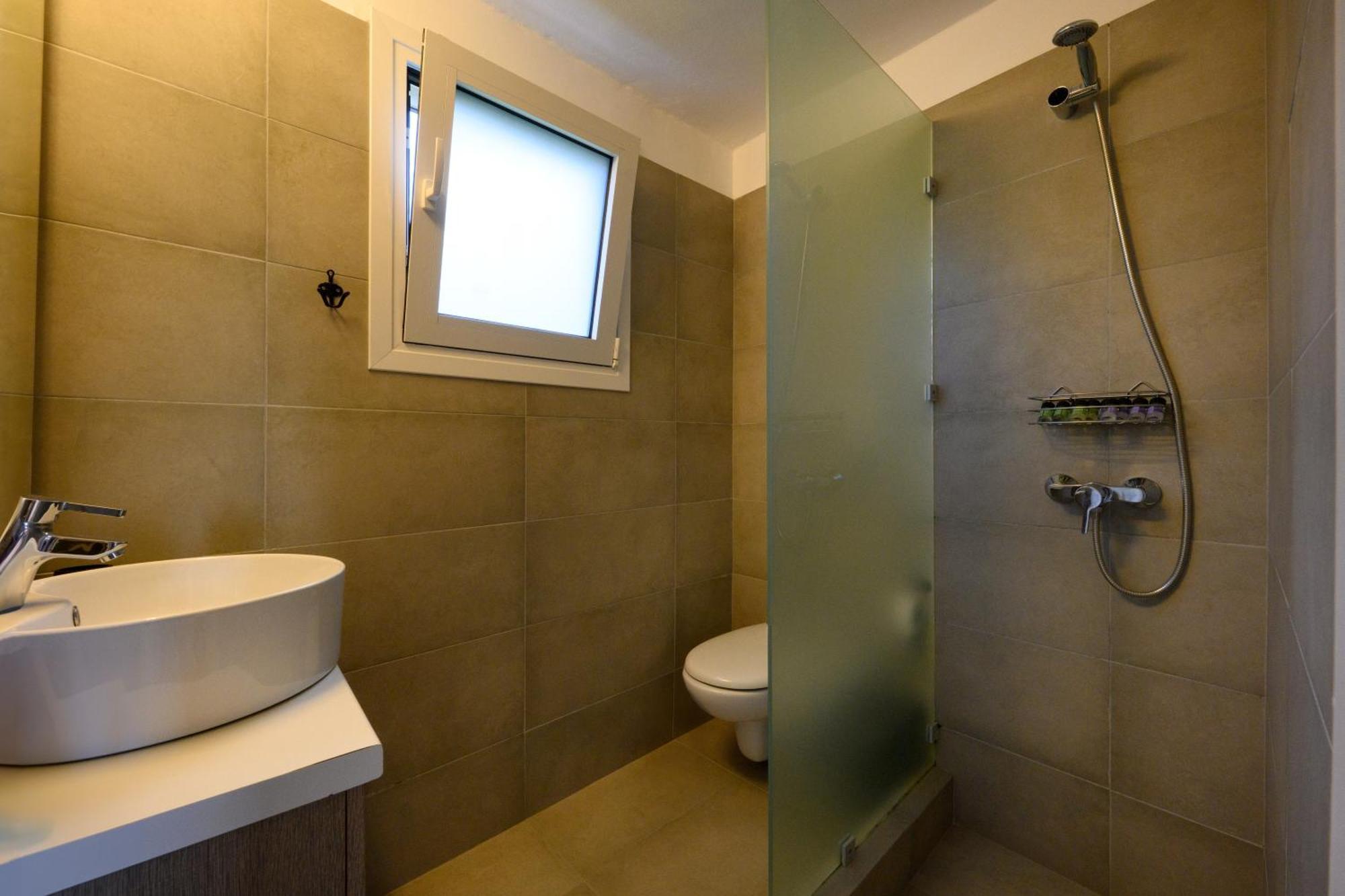 Orange Grove Suites Benitses  Esterno foto