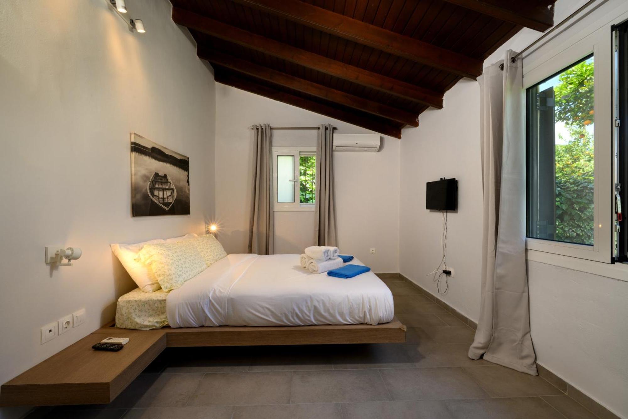 Orange Grove Suites Benitses  Esterno foto
